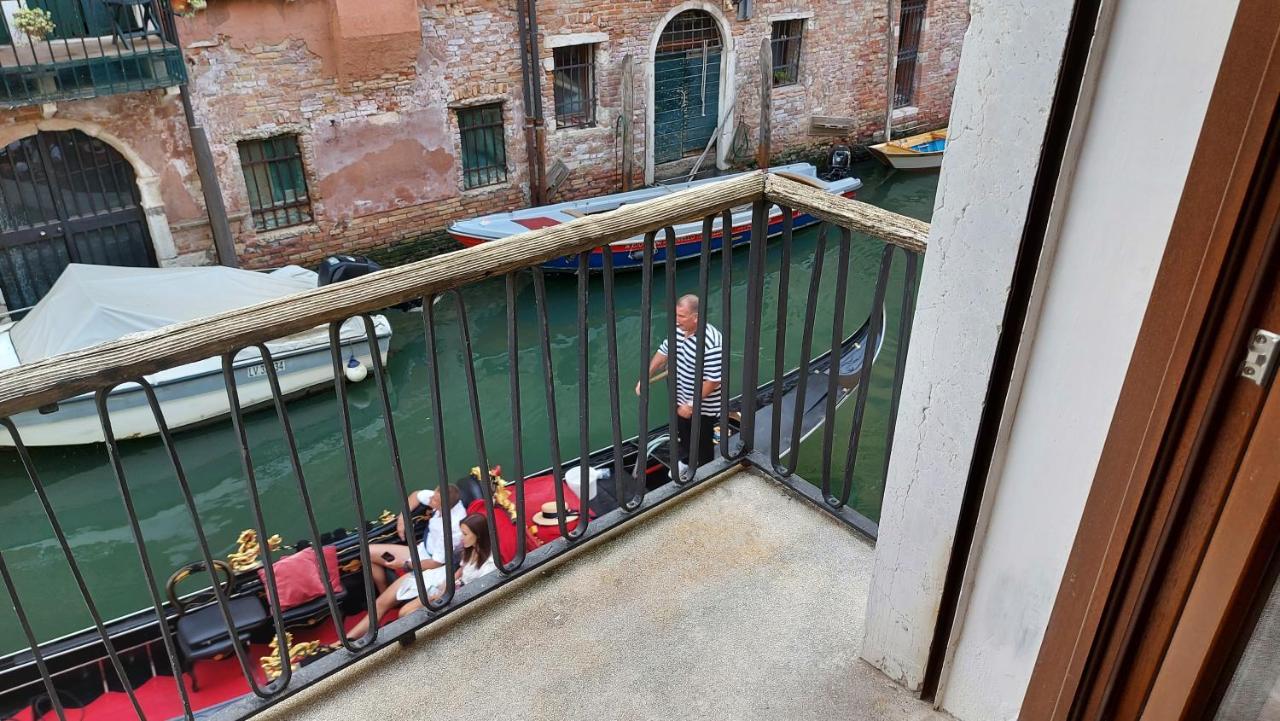 Antico Rio Acqua Dolce Apartment Venedig Eksteriør billede
